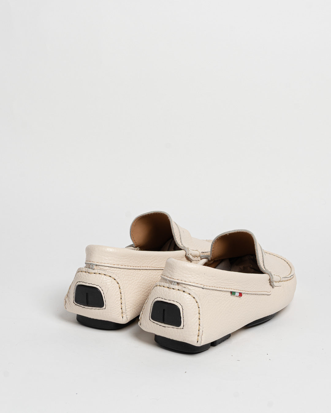 Mocassino in pelle con bendina - Latte