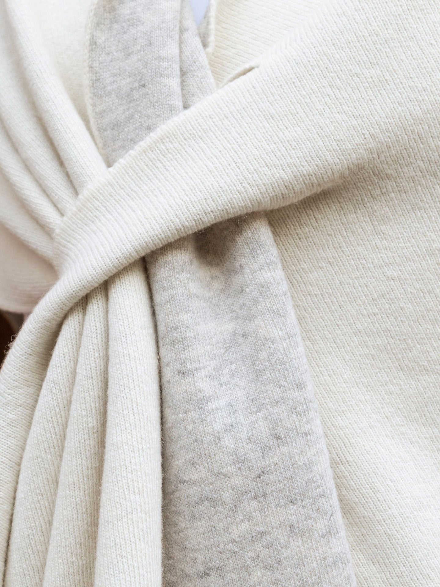 Poncho panna/grigio