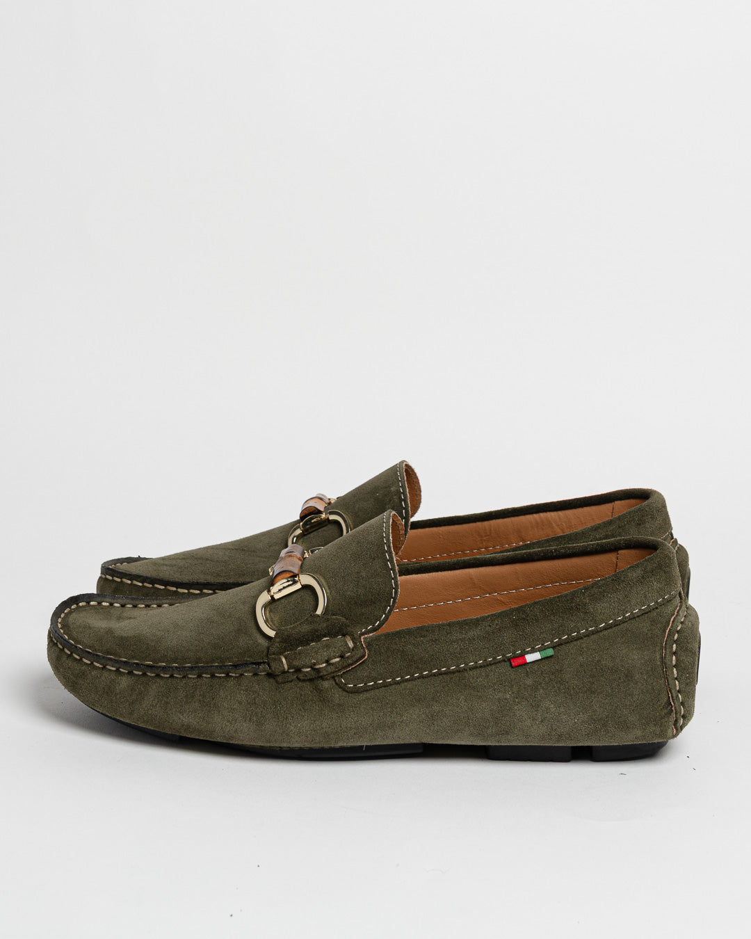 Mocassino in camoscio con fibbia in bamboo - Verde