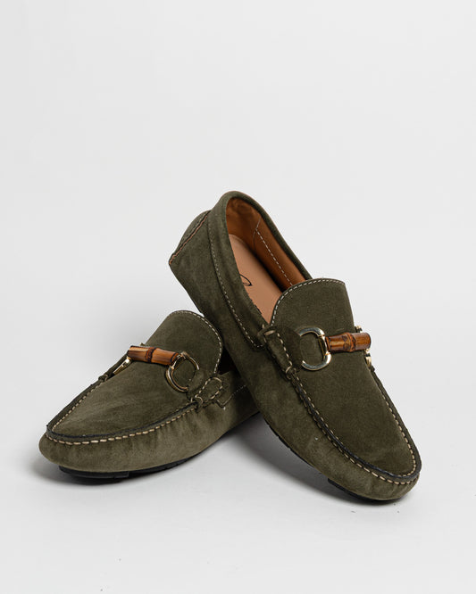 Mocassino in camoscio con fibbia in bamboo - Verde