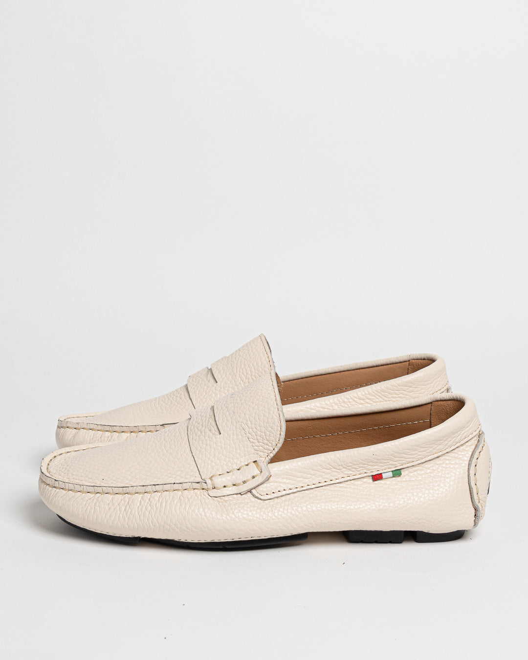 Mocassino in pelle con bendina - Latte