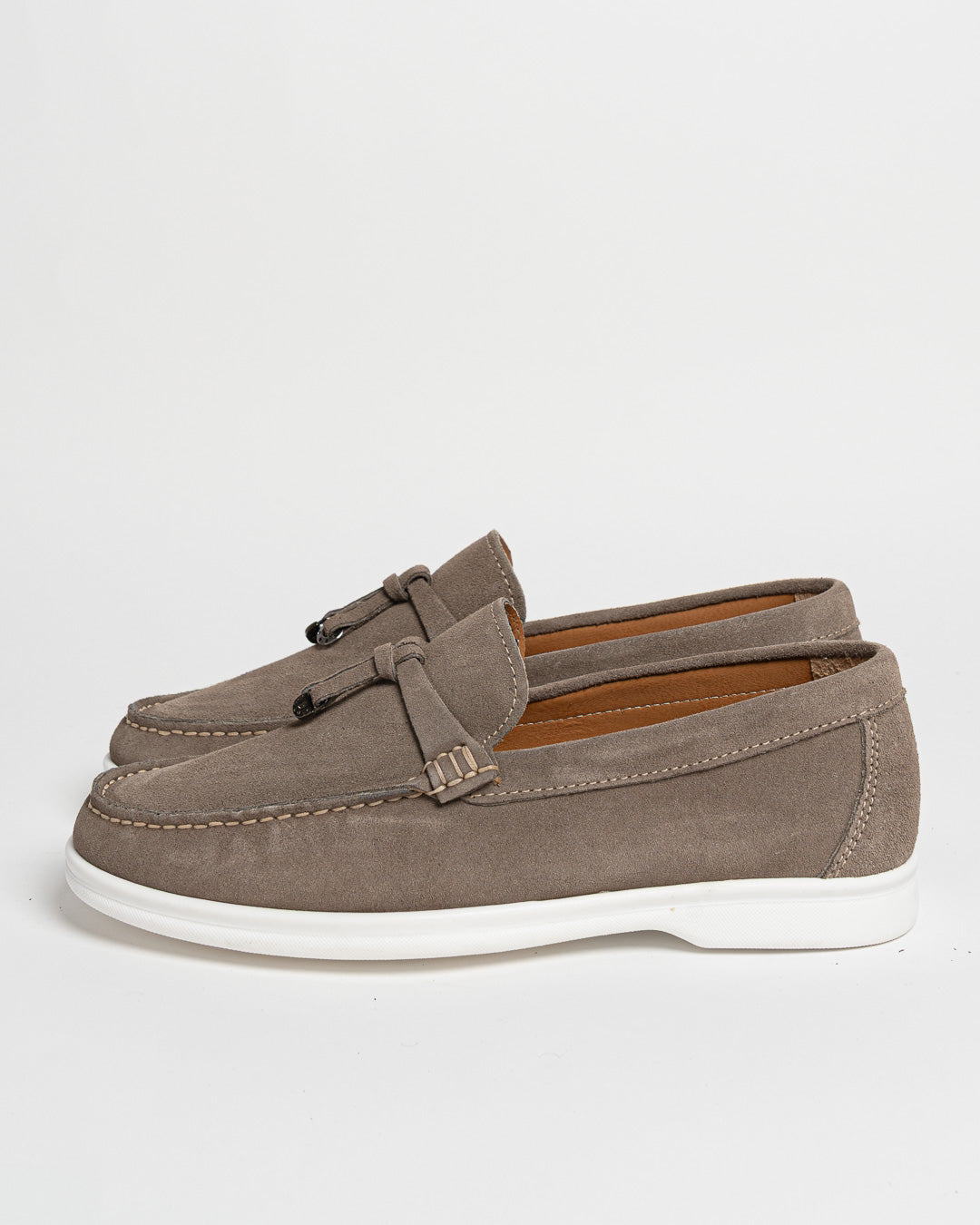 Mocassino Seaside in camoscio con ciondolo - Taupe