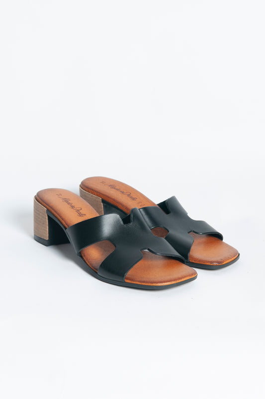 Sandalo fascia farfalla con tacco - Nero