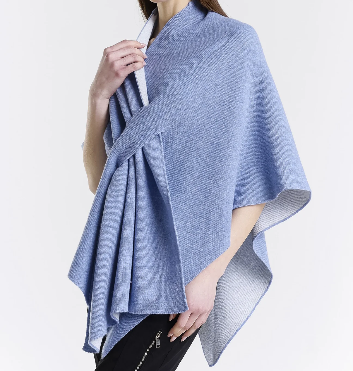 Poncho fiordaliso/crema